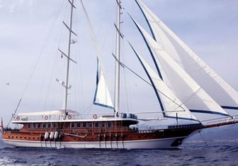 Queen Atlantis Yacht Charter in Datça