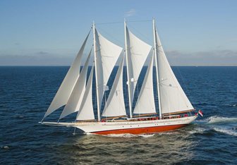 Red Sky yacht charter Dream Ship Victory Sail Yacht
                                    