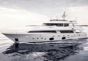 Daloli yacht charter Custom Line Motor Yacht
                                    
