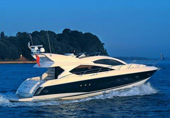 Saint George yacht charter Sunseeker Motor Yacht
                                    