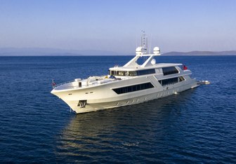 Vetro Yacht Charter in East Mediterranean