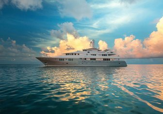Dream Yacht Charter in Maldives