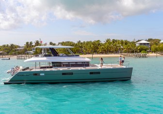 Seek yacht charter Lagoon Motor Yacht
                                    