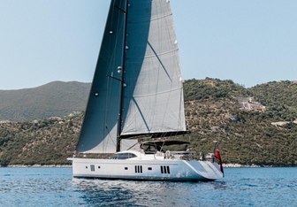 Sunyo Yacht Charter in Martinique