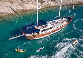 Lotus Yacht Charter in Dubrovnik