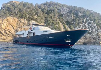 Spirit of MK Yacht Charter in Menorca