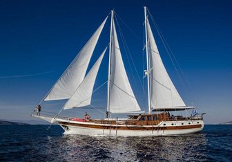 Erato Yacht Charter in East Mediterranean