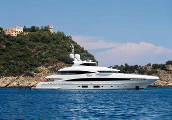 Pearl Yacht Charter in Monaco
