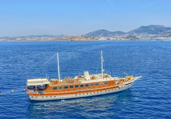 Elara 1 Yacht Charter in Datça