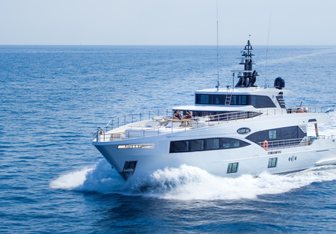 Santosh Yacht Charter in French Riviera