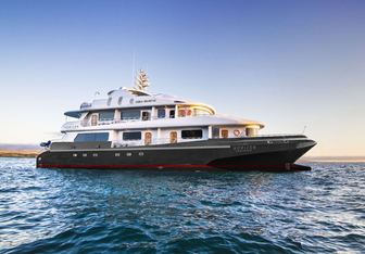 Galapagos Horizon Yacht Charter in Galapagos Islands