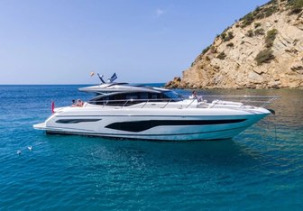 MeSoFa Yacht Charter in Croatia
