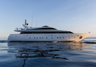 Nova Yacht Charter in Mediterranean