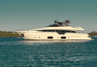 Damari Yacht Charter in Capri