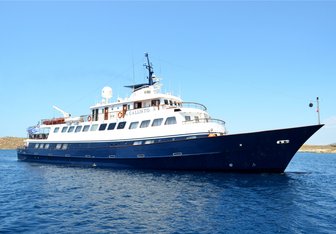 Callisto yacht charter Piraeus Motor Yacht
                                    