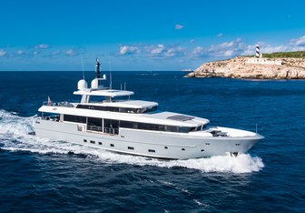 Cinquanta 50 Yacht Charter in Ibiza
