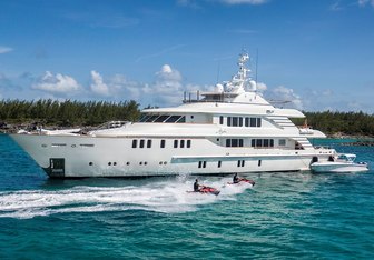 Mystic Yacht Charter in St Barts