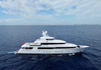 Noverra yacht charter Delta Marine Motor Yacht
                                    