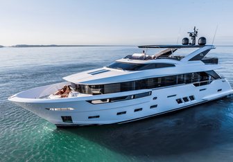 The Peddler yacht charter Dreamline Yachts Motor Yacht
                                    