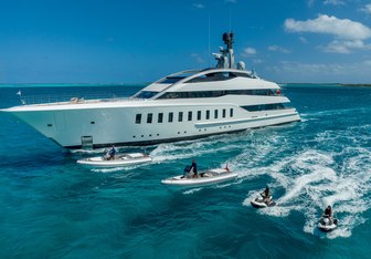 Halo Yacht Charter in Monaco