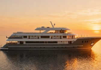 Roko Yacht Charter in Split