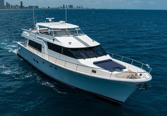 Jule yacht charter Westport Yachts Motor Yacht
                                    