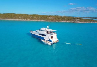 Top Shelf Yacht Charter in Grand Bahama Island