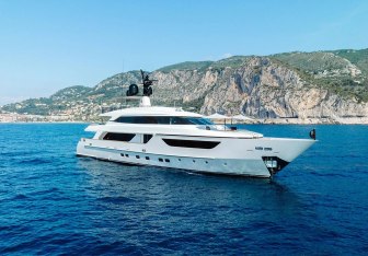Away Yacht Charter in French Riviera