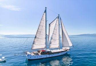 White Pearl Yacht Charter in Mediterranean
