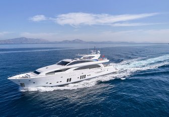 Hakuna Matata Yacht Charter in Mediterranean