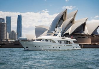 Little Perle Yacht Charter in Sydney