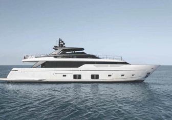 Piola Yacht Charter in Crete