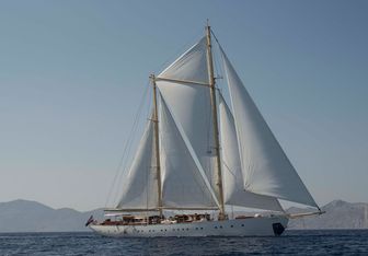 RHEA Yacht Charter in Turkey