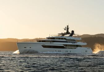 AIX Yacht Charter in Whitsundays