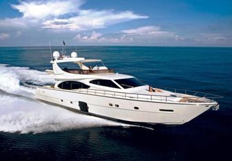 Sea Stream Yacht Charter in Maldives