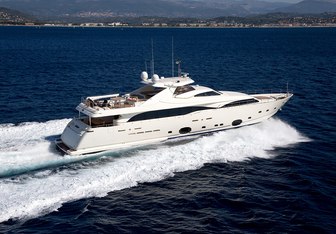 Robusto Yacht Charter in Monaco