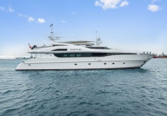 Invictus Yacht Charter in North America