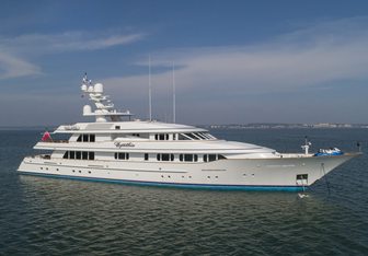 Mary A. Yacht Charter in Bahamas