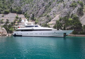 Indigo Star I Yacht Charter in Middle East