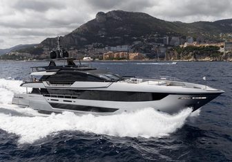 Tasty Waves Yacht Charter in St Jean Cap Ferrat