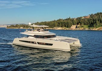 Ariva Yacht Charter in Greece