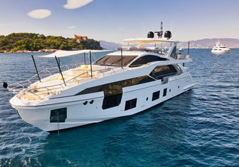 Wave Yacht Charter in Corsica