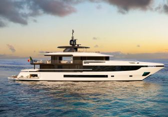 Lulus yacht charter Mangusta Motor Yacht
                                    