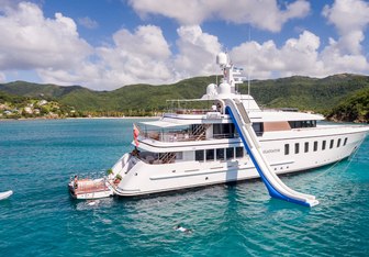 Gladiator Yacht Charter in Barbuda