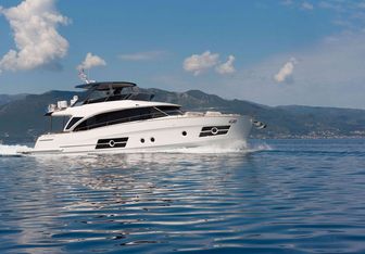 Sir Hendrik yacht charter Greenline Yachts Motor Yacht
                                    