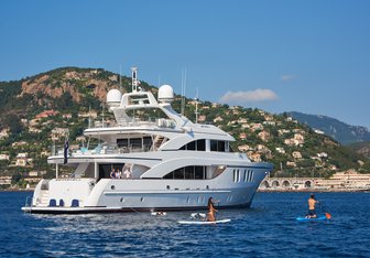 Seashell Yacht Charter in French Riviera