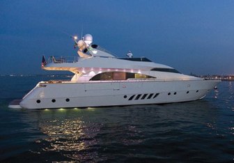 Lucky Life Yacht Charter in The Exumas