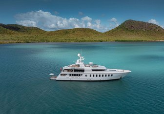 Gladiator Yacht Charter in St Barts