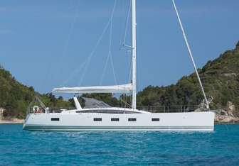 LUNOUS Yacht Charter in Mediterranean