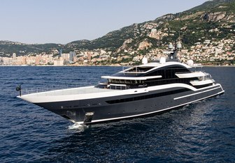 Luna Yacht Charter in West Mediterranean